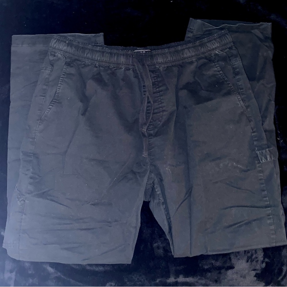 black cargo pants